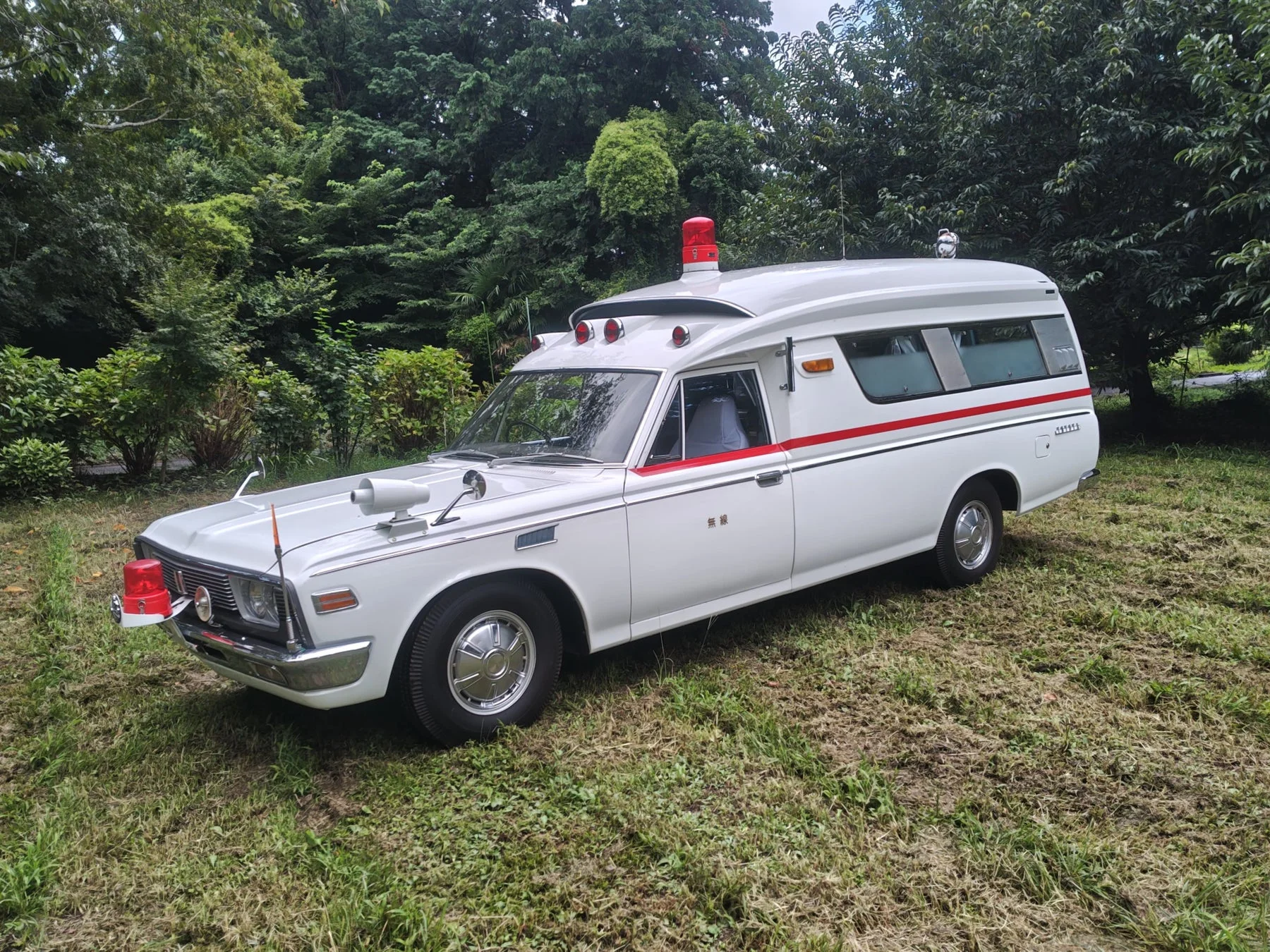 レトロな救急車