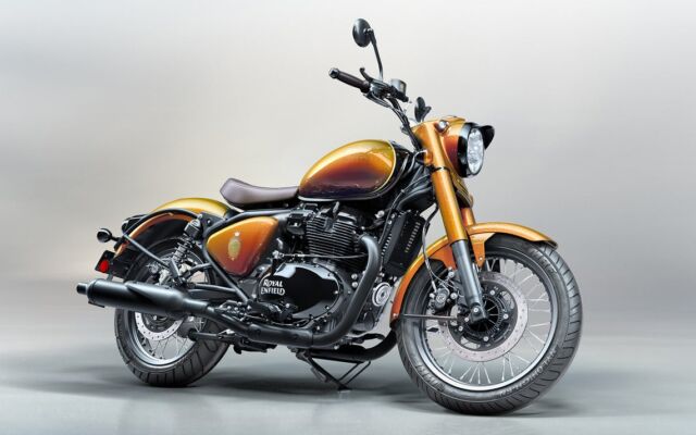 ロイヤルエンフィールド創業125周年記念「HYPERSHIFT CLASSIC 650」登場　日本での販売は35台を予定、抽選で受付