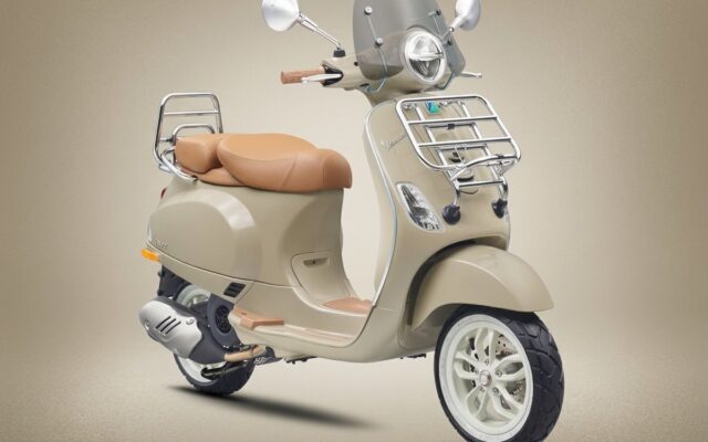 ベスパ LX “Vスペシャルエディション”登場　LX 125にビンテージなテイストをプラスした特別仕様車