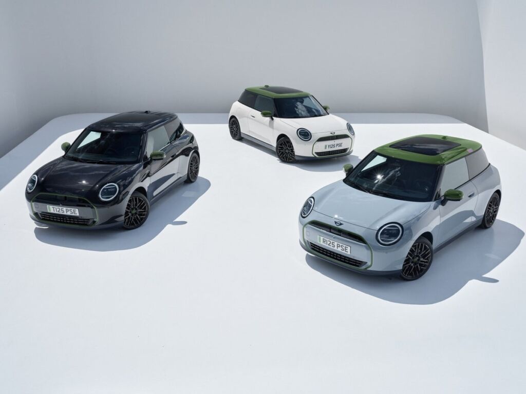 MINI ポール・スミス・エディションのガソリンモデル、受注1,000台超えを達成　人気色は「インスパイアード・ホワイト」